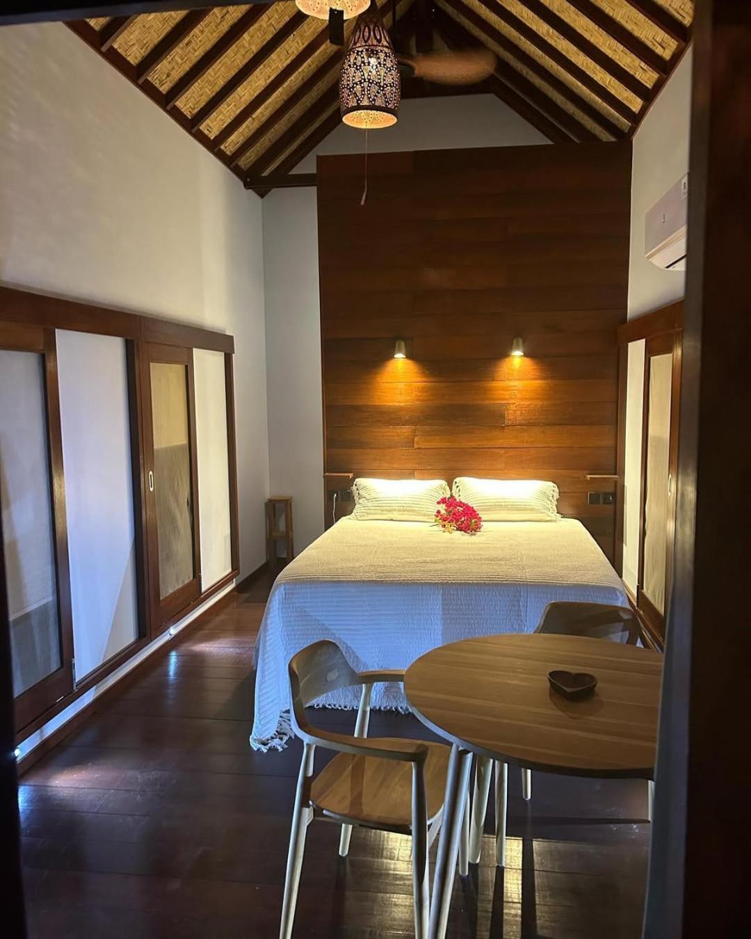 Готель Kura Kura House Sekongkang Екстер'єр фото